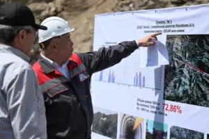 adylbek-kasymaliev-inspects-construction-of-algakadam-water-canal-in-batken-region-84c3613