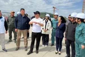 president-japarov-visits-construction-site-of-waste-incineration-plant-in-bishkek-5f03da9