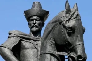 the-kenesary-khan-monument-was-returned-to-its-place-in-astana-c0f1a26