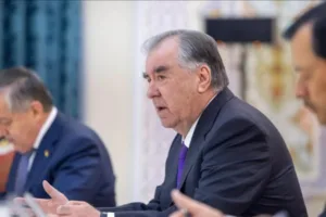 tajik-president-hails-russia-as-lsquostrategic-partner-0f09261