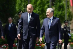 uzbekistan-hosts-official-welcoming-ceremony-for-bulgarian-president-9a7670c