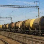 Казахстан возобновил экспорт бензина: Кыргызстан лидирует по закупкам